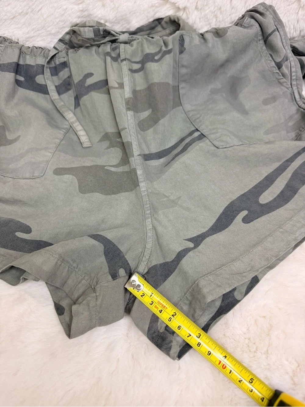 NWT‎ Chelsea & Theodore Camo Long Sleeve Button-Down Romper Jumpsuit  Shorts M